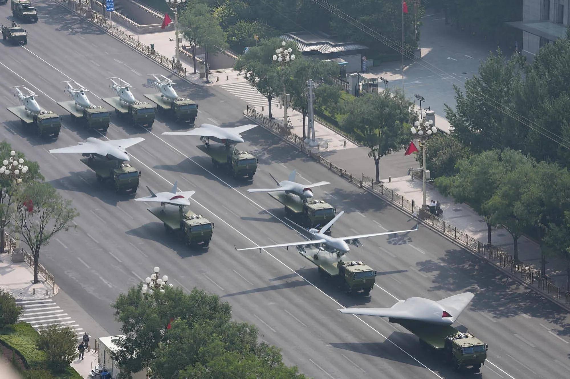 成都蓉城vs.上海海港 | 乌情报局看懂了93阅兵:中国若向俄罗斯提供武器成都蓉城vs.上海海港,乌军撑不了半年