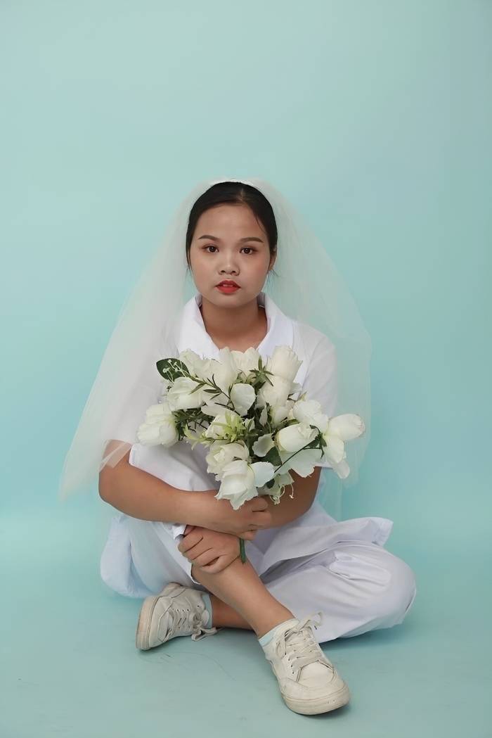 皇冠信用网会员开户_22岁绝症女孩宴请全村看电影皇冠信用网会员开户，哽咽嘱托村民：“我走后，请替我关照父母”